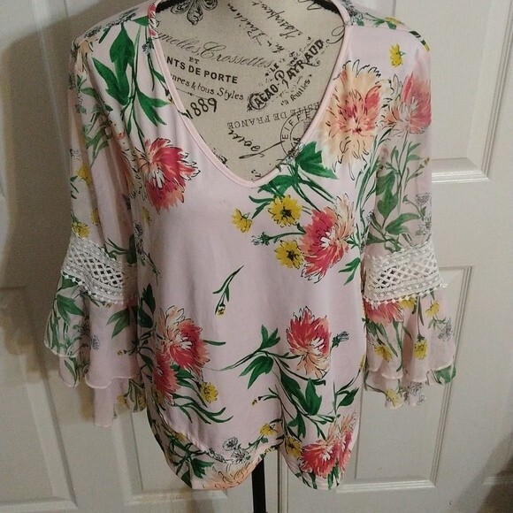 Perception concept Flared Sleeve Top xl Embroidered  Boho - Picture 4 of 9
